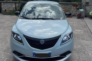 Lancia ypsilon 2023