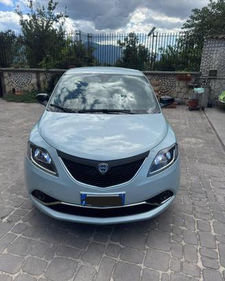 Lancia ypsilon 2023