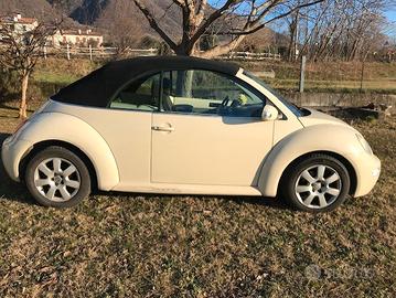 VOLKSWAGEN New Beetle - 2005