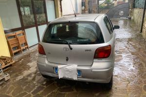 Toyota Yaris 2005 Benzina / GPL.