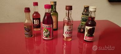 Liquori bottigliette mignon vintage