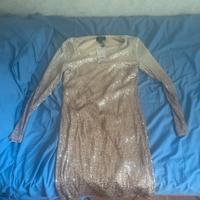 Vestito con scollo a V