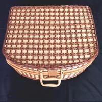 Valigia da picnic country vintage per 4 persone