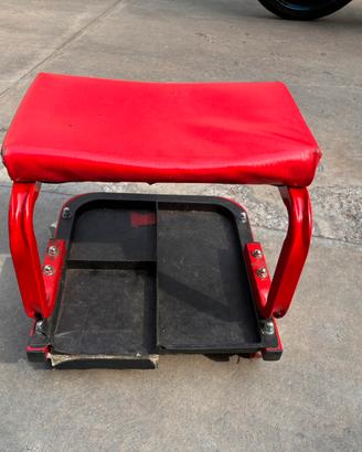 Sgabello garage officina ruote