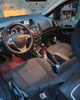 FORD BMAX 1500 DIESEL TITANIUM