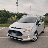 Ford B max 1.4 benzina GPL ottim e condizioni 