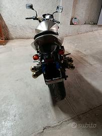 Kawasaki Z1000 in condizioni perfette.