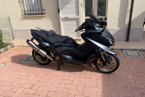 Yamaha t max Iron Max