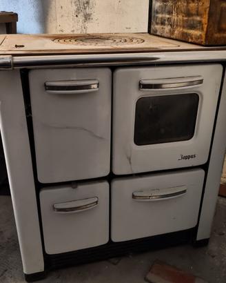 Stufa economica a legna