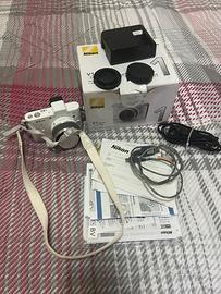 Nikon 1 v1 bianca con 10-30 solo 2123 scatti !