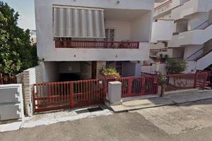 Deposito ad Adelfia (BA)