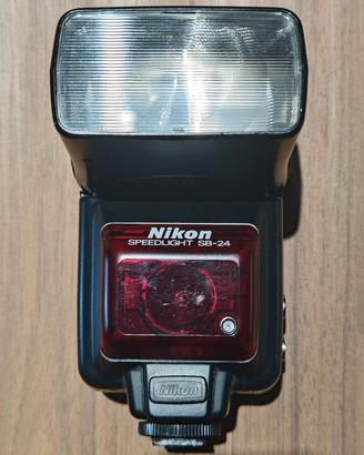 Flash Nikon Speedlight SB-24 per Reflex