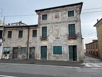 CASA SEMINDIPENDENTE A BATTAGLIA TERME