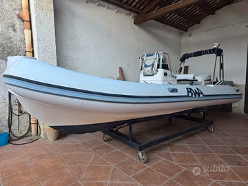 BWA 6,5 MT CON EVINRUDE 150 CV