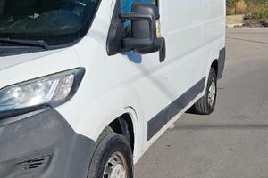 Peugeot 2000cc 140 Cv full optional