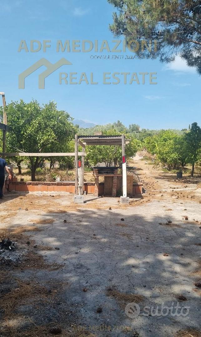 Terreno e Deposito Con Acqua e Luce - Vista 5