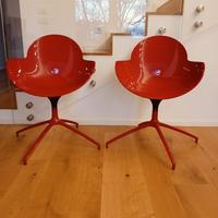 Sedie rosse Infiniti modello Cookie Swivel