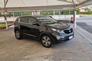Kia Sportage 1.7 CRDi High Tech *Panorama-Navi-Pel
