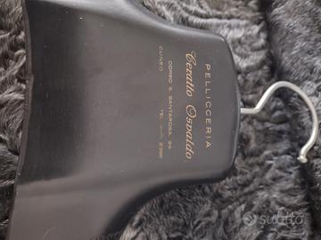 pelliccia di Astrakan persiano grigio 