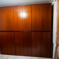 Armadio + letto completo di comodini + comodino