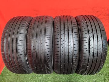 215 55 18 Gomme Kumho 2022 99.9% Estive 215 55 18