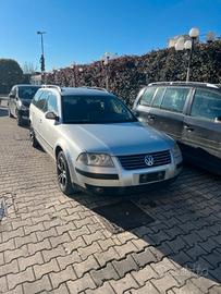 Ricambi Volkswagen Passat TDI SW Anno 2002 Codice 