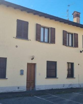 Appartamento di 93 m² con 3 locali e box auto a Ri