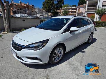 Opel Astra Sports Tourer 1.6 cdti Business 136cv a