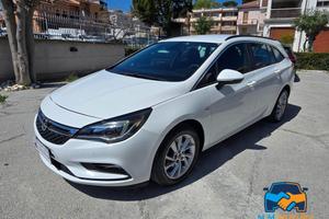 Opel Astra Sports Tourer 1.6 cdti Business 136cv a