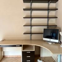 Camera da letto completa con scrivania angolare