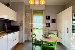 AMPIO TRILOCALE IN CENTRO CITTA' IN CONTESTO CONDO