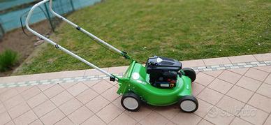 Tagliaerba a scoppio Viking MB248