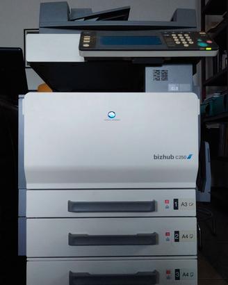 Konica Minolta bizhub C250 fotocopiatrice colori