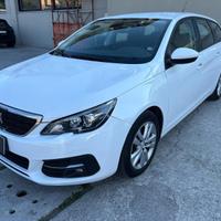 Peugeot 308 BlueHDi 130 S&S EAT8 GT