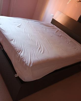 Letto matrimoniale contenitore + materasso