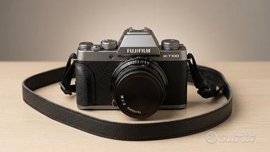 Fujifilm X-T100 mirrorless + 2 obiettivi, borsa e