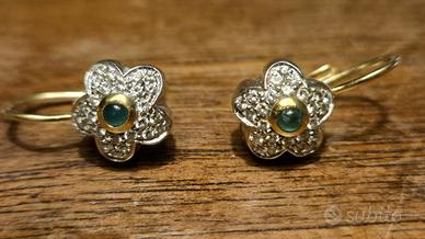 Parure orecchini  e collana con ciondolo
