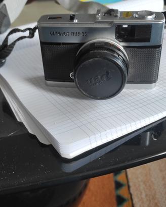 OLYMPUS TRIP 35 