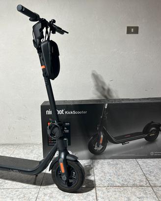 Monopattino Segway Ninebot F2 kickscooter