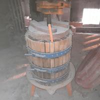 torchio per uva.