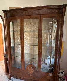 Mobile di legno