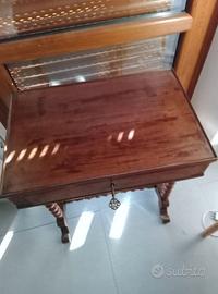 Mobile vintage in legno