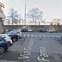 Camera singola con terrazzo