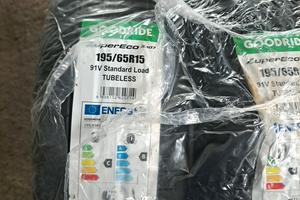 pneumatici 195/65/15 