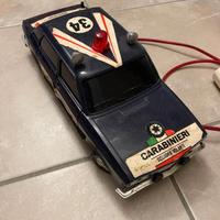 macchina Carabinieri giocattolo