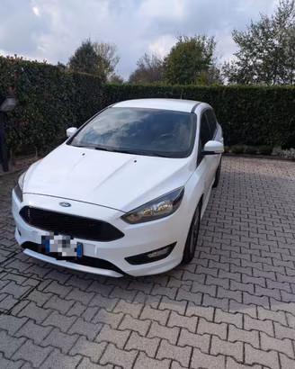 Ford Focus SW St-line