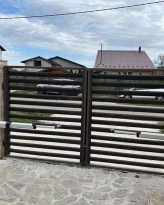 Motori per cancelli battenti e scorrevoli