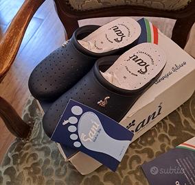 Pantofola sanitaria donna SANÌ, ecopelle blu n.36