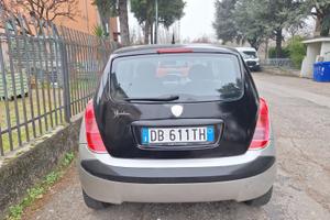 Lancia Ypsilon 1.2 2006 – 166.000 km