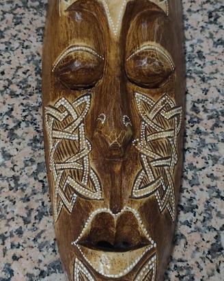 Maschera Decorativa da Parete in Legno – 25233